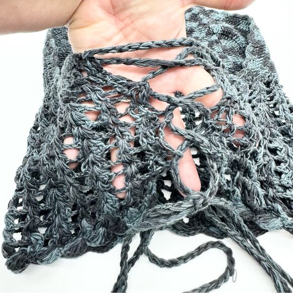 Handmade Crochet Knit Festival Whimsigoth Halter Crop Top Lace Up Back Blue/Grey - Picture 5 of 6